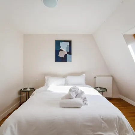 Aparthotel Saint Michel 4 *